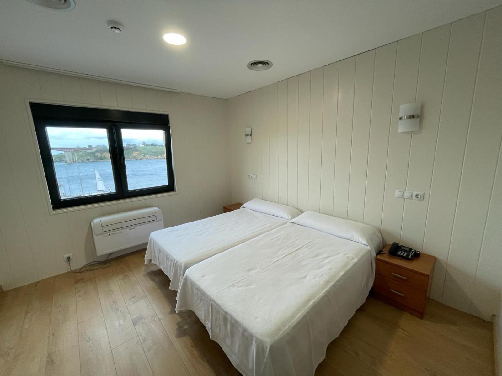Hotel Alda Fogar Do Marineiro Ribadeo Exterior photo